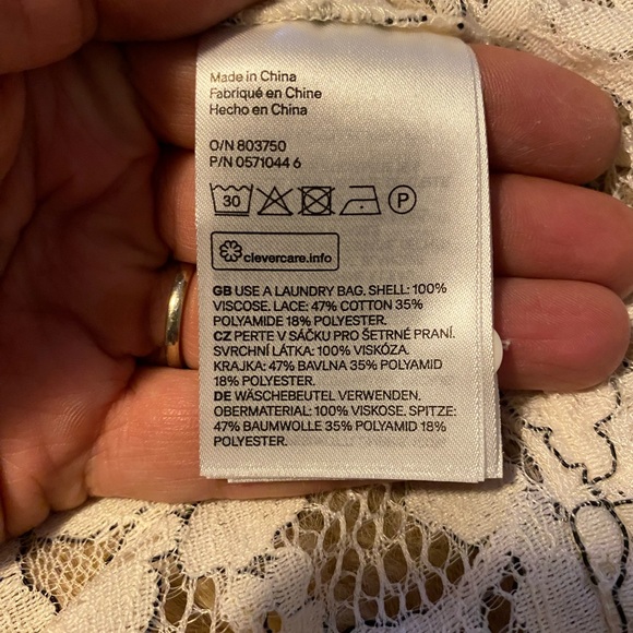 H&M size 4 blouse - Picture 7 of 9